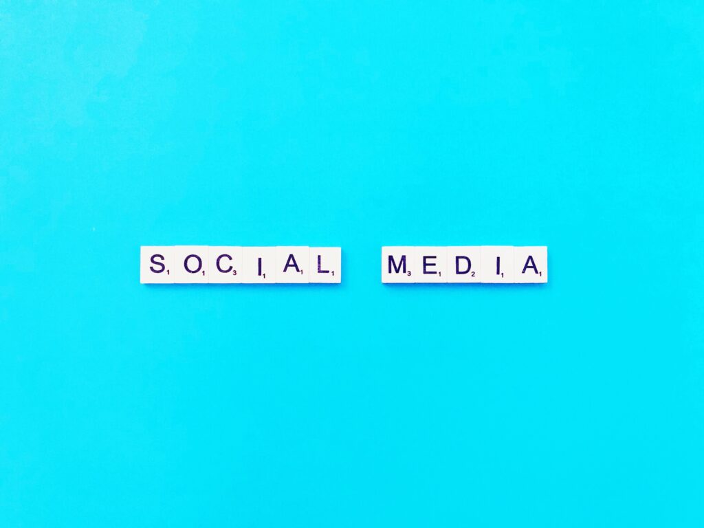 medias-sociaux